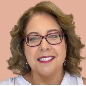 Meet your Posher, Denise